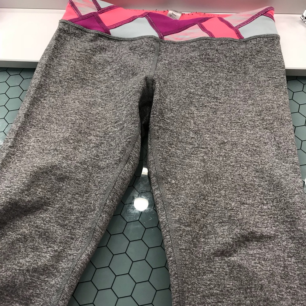 grey ivivva leggings with waistband